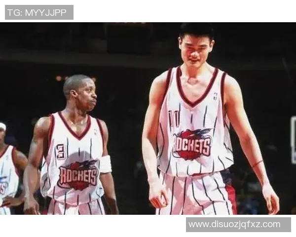 姚明穿篮板的传奇故事与篮球梦想的完美结合