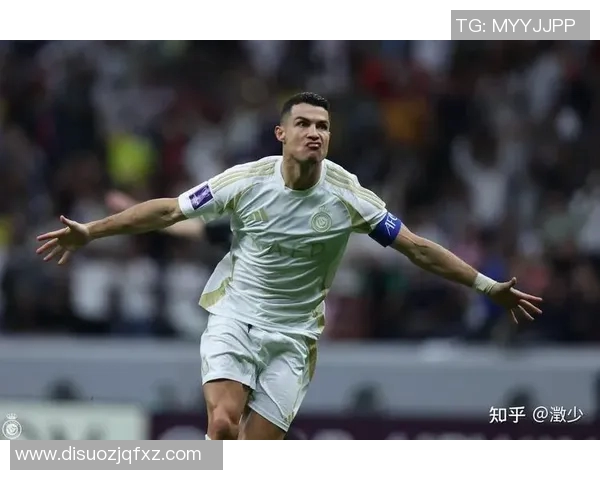 12号足球明星盘点世界足坛那些闪耀的12号传奇球员 12号足球明星盘点世界足坛那些闪耀的12号传奇球员