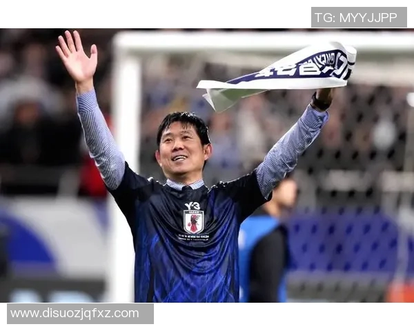 日本足球界的十七位明星球员盘点与成就分析