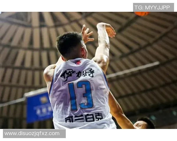 可兰白克的传奇人生与艺术成就探索之旅