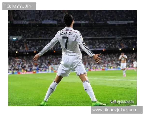 穿27号球衣的足球明星们的传奇故事与辉煌成就解析 穿27号球衣的足球明星们的传奇故事与辉煌成就解析